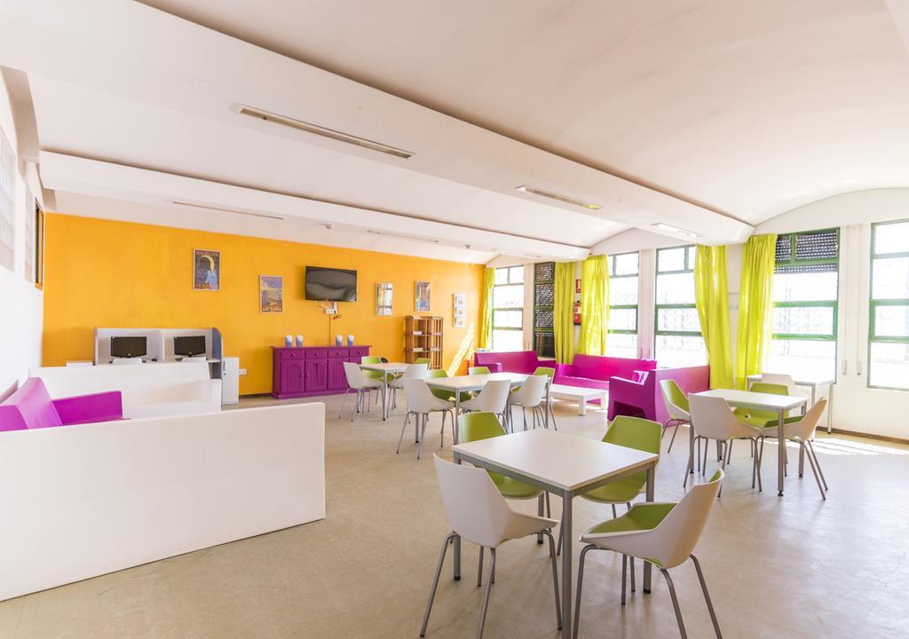 Albergue Inturjoven Пунта-Умбрія Екстер'єр фото
